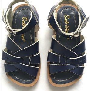 Saltwater Salt Water by Hoy sandals navy blue leather toddler size 7